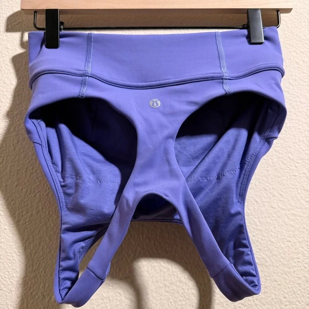 Lululemon Athletica Medium Support Sports Bra - Light Purple - Picture 3 of 9